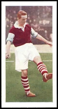 Chix - 'Famous Footballers S2' (1957) - #38 - Brian Pilkington (Burnley)