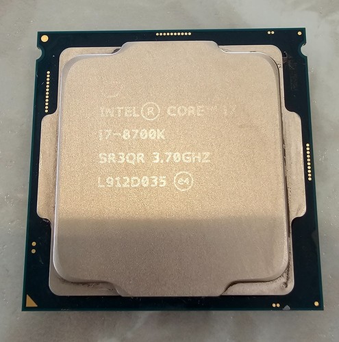 Intel Core i7-8700K 8th Gen SR3QR 3.70GHz (Up to 4.7GHz) LGA-1151 CPU
