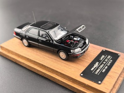 ミニカー LEXUS LS400 [1989] 1:18 Scale Lexus LS400 1989 Road Tough Collection Die Cast Model