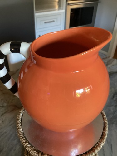 HMK Pumpkin Pitcher Black & White Striped Handle - Picture 5 of 7
