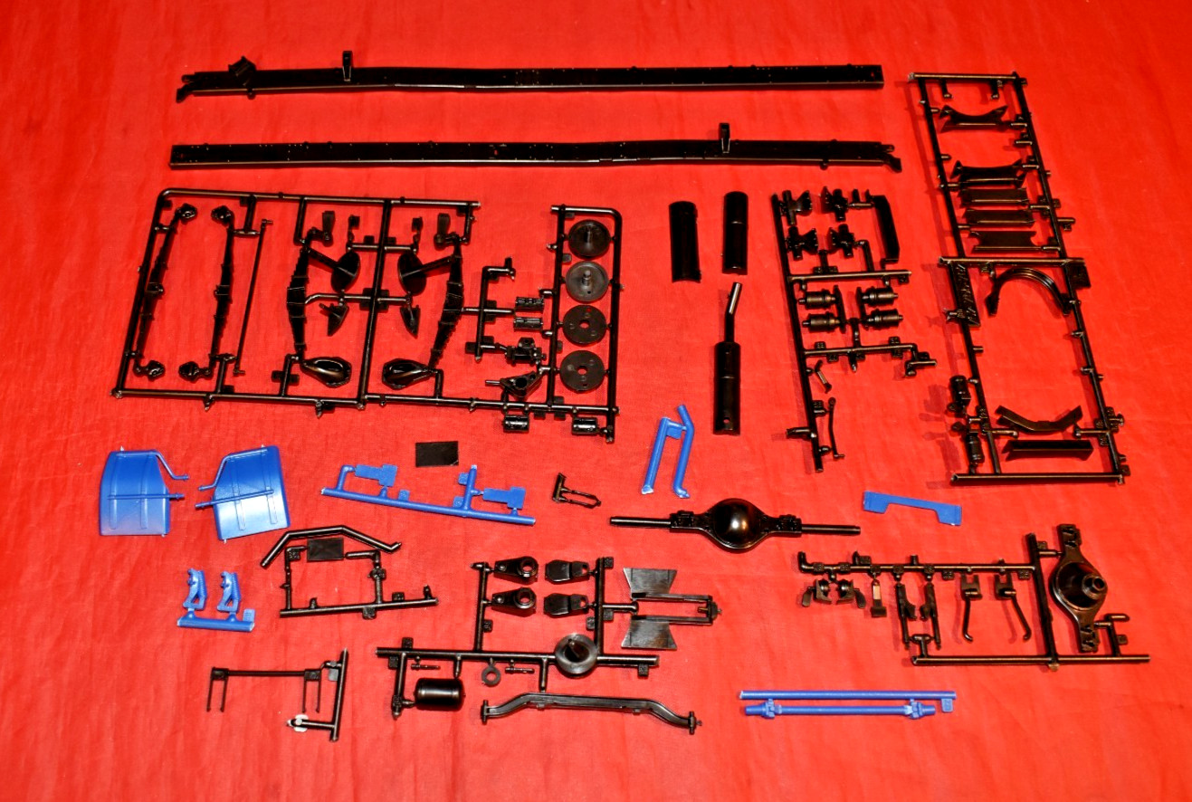 Italeri Scania 143R Wrecker Truck Chassis 1/24