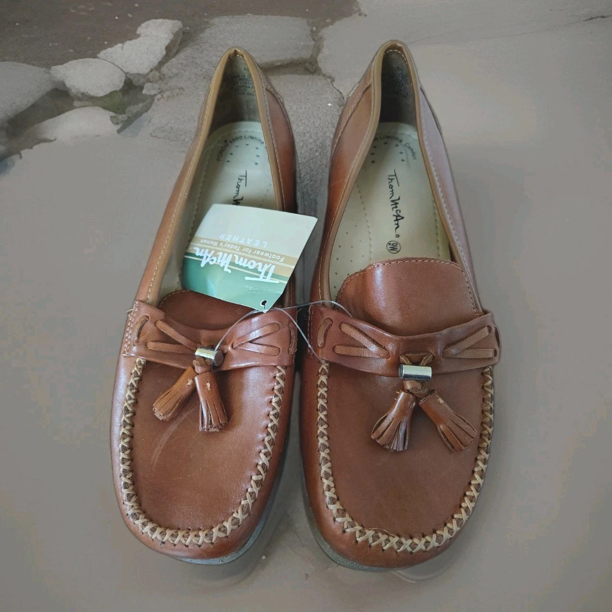 Thom McAn Clothing, Shoes & Accessories for 6.5 US Shoe  display picture 3