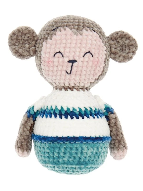 Rico Ricorumi Mini Me Amigurumi Crochet Pattern Book - Image 3 of 4