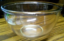 Clear Glass Mixing/ Serving Bowl-8 Cups/2qts- Vintage 4.5x8" Kitchen Tools   M21