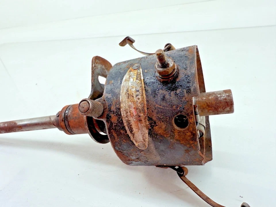 Autolite IAD4041K Distributor Willys Jeep CJ2A CJ3A 1946-53 L134 Go Devil C42-27 - Imagem 2 de 4