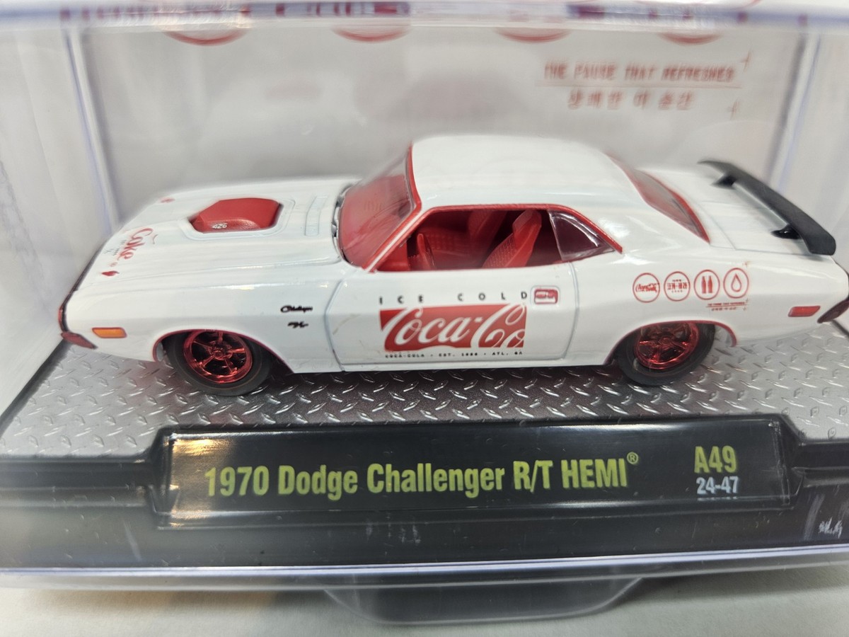 M2 Chase Coca-Cola 1970 Dodge Challenger R/T HEMI 1 of 750 1