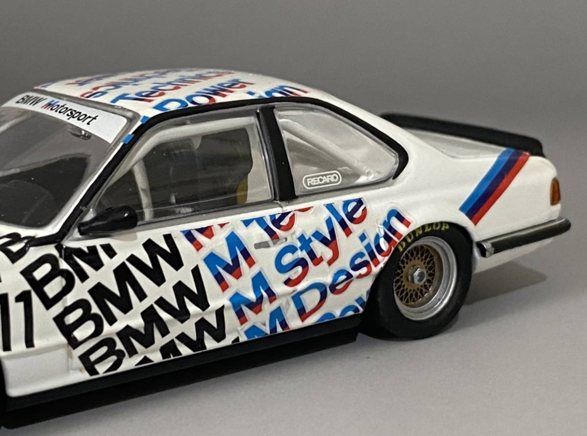 MINICHAMPS BMW 635 CSi 黒 1982-87 1/43 BMW 635 CSi (e24) Dark Red Metallic 1:43 943025125