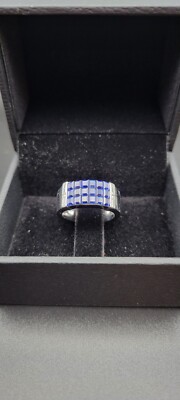 Van Cleef Arpels Mystery Set Sapphire Diamonds White Gold Pont