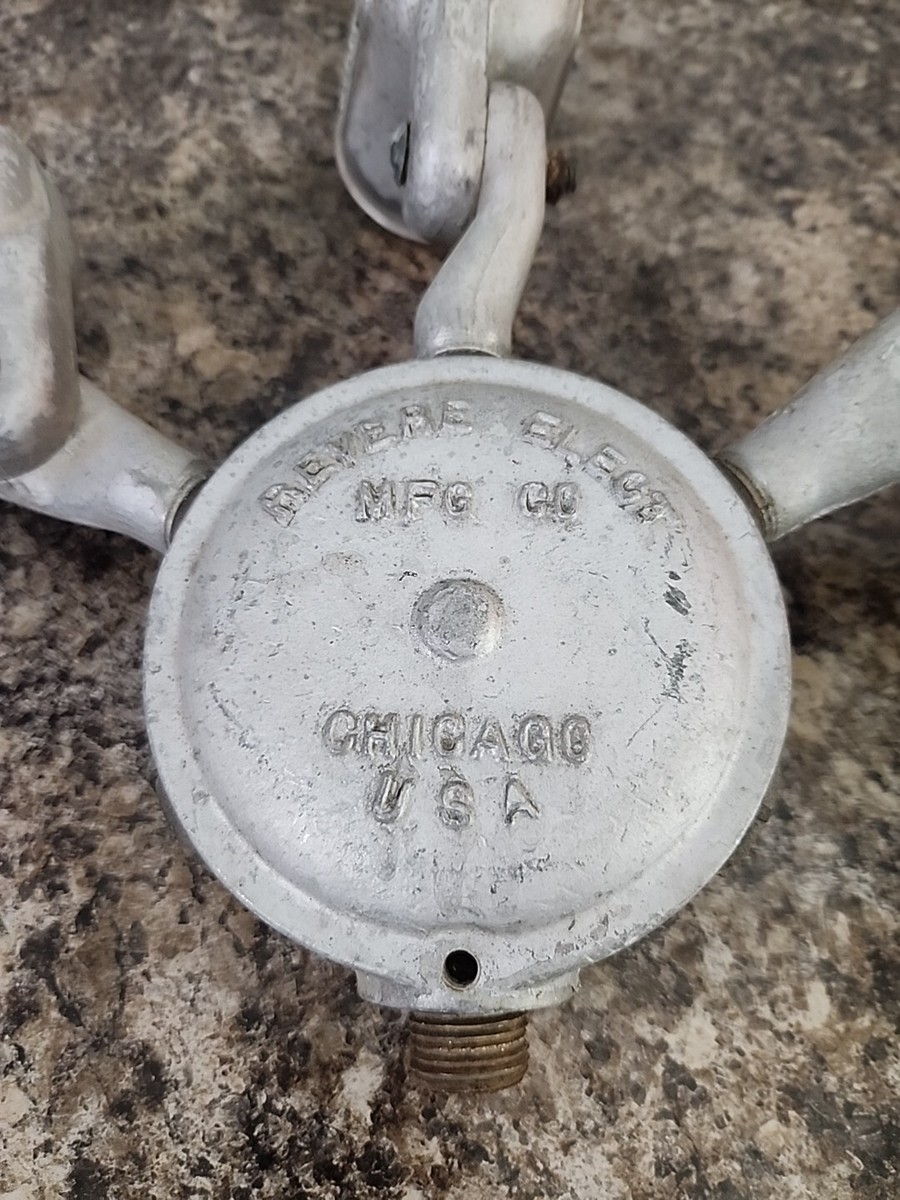 Vtg Revere Electric Mfg Co Chicago Gas Service Station Sign Pump