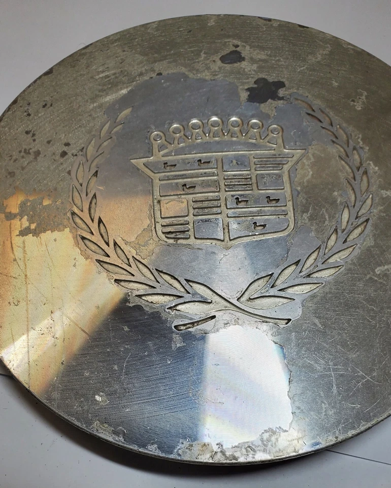 CADILLAC SEVILLE DEVILLE ELDORADO 7" ALUMINUM WHEEL CENTER CAP HUBCAP 03522764 - Image 2 of 3