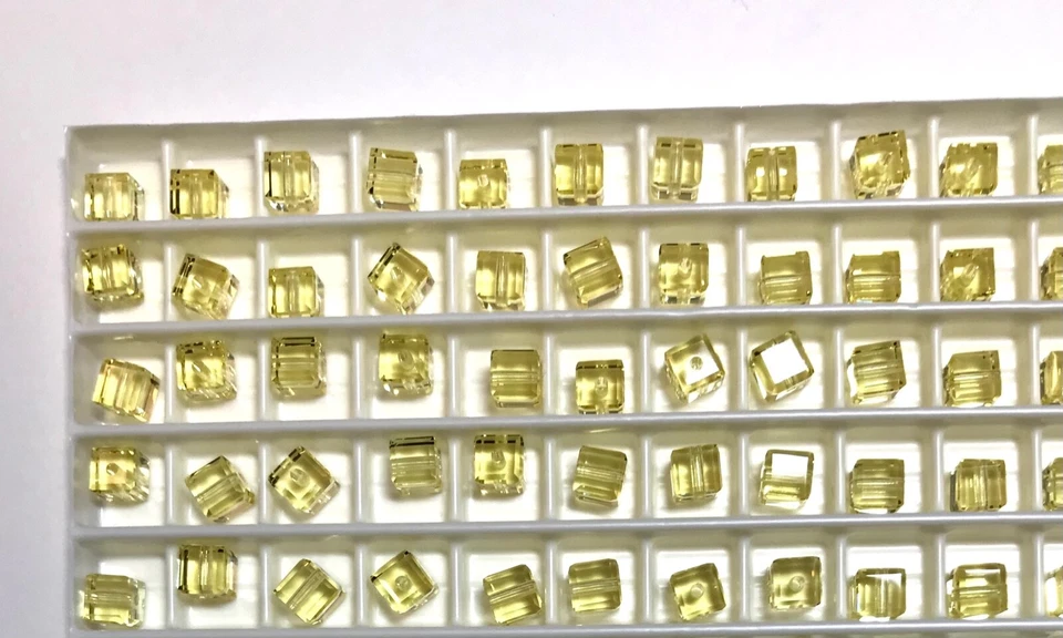 Paquete de fábrica cuentas de cubo de cristal Swarovski® #5601 - 4 mm - JONQUIL - 288 piezas Foto 4 de 4