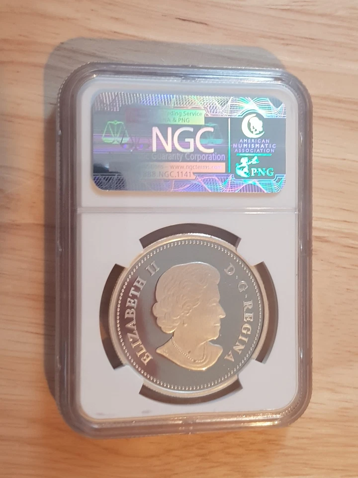 2013 $20 Canada Superman Hologram NGC PF70 Ultra Cameo 1oz Silver Coin - Image 2 of 2