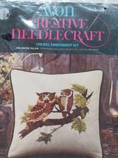Avon Creative Needlecraft Crewel Embroidery Kit "Owl Mates" Pillow 14x14 Vtg '73