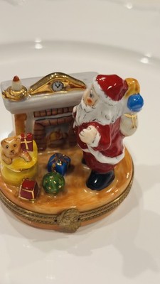 Vintage Retired Limoges France Trinket Box Christmas Santa Fireplace Toys