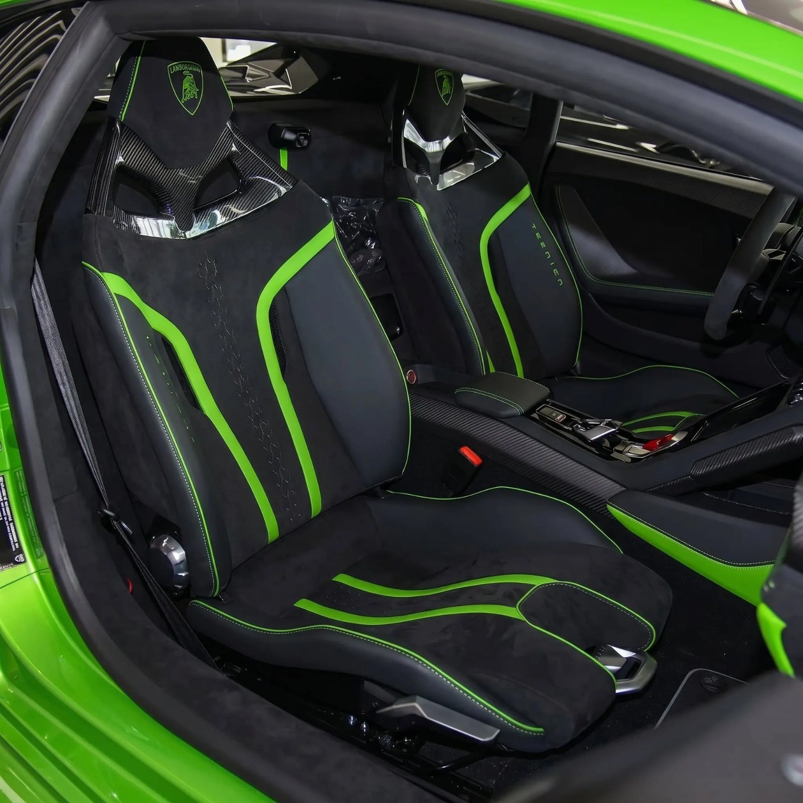 Carbon Fiber Sport Seats for Lamborghini Huracán STO