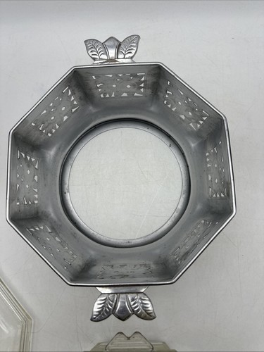 Rare- Antique Pyrex Octagon 1 quart Covered Casserole with Farberware Caddy. - Picture 8 of 9