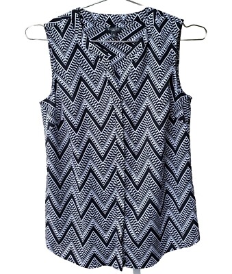 NWOT TALBOTS SP Black White Chevron Stripe Geometric Tribal Print Button Top