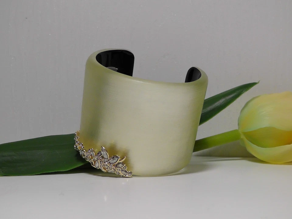 Brazalete ancho Alexis Bittar marfil 'Lucite - encaje'.*****NUEVO*****