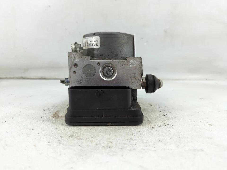 Módulo de control de bomba ABS Mitsubishi Outlander Sport 2014-2017 NU0JB Foto 4 de 4