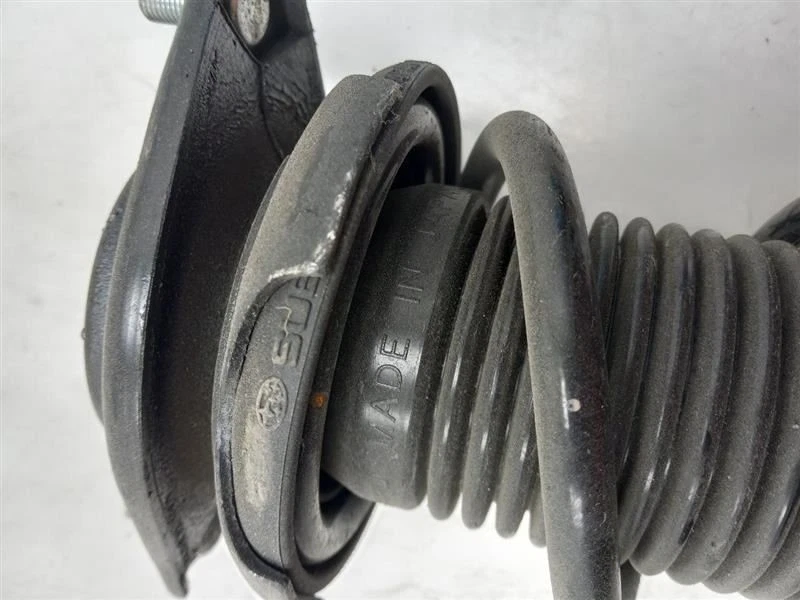 22-23 TOYOTA GR86 2.4L RWD AT DRIVER SIDE REAR STRUT  - Image 2 of 4