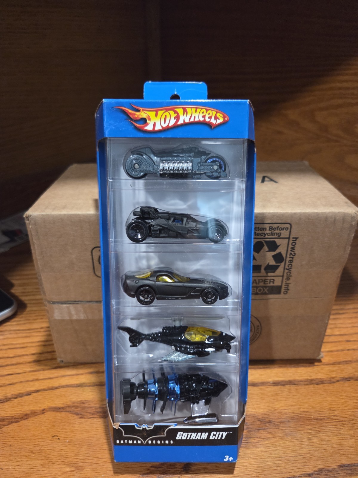 2007 HOT WHEELS BATMAN BEGINS GOTHAM CITY BATMOBILE TUMBLER DODGE VIPER VINTAGE 
