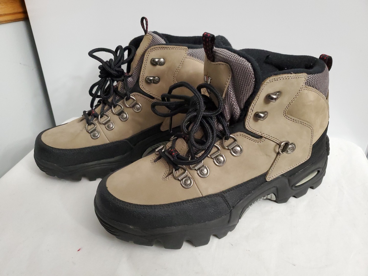Nevados Anatomical Air Womens Waterproof Leather  Hiking Boots Size 10