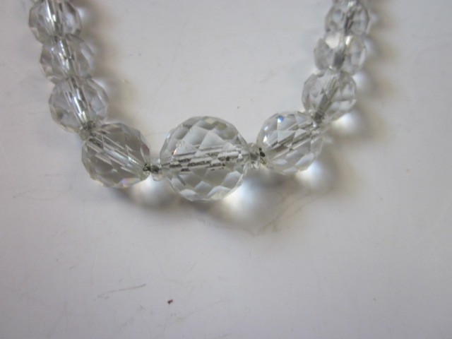 Vintage Art Deco Faceted Crystal Graduated Bead choker Necklace w/old Clasp 16