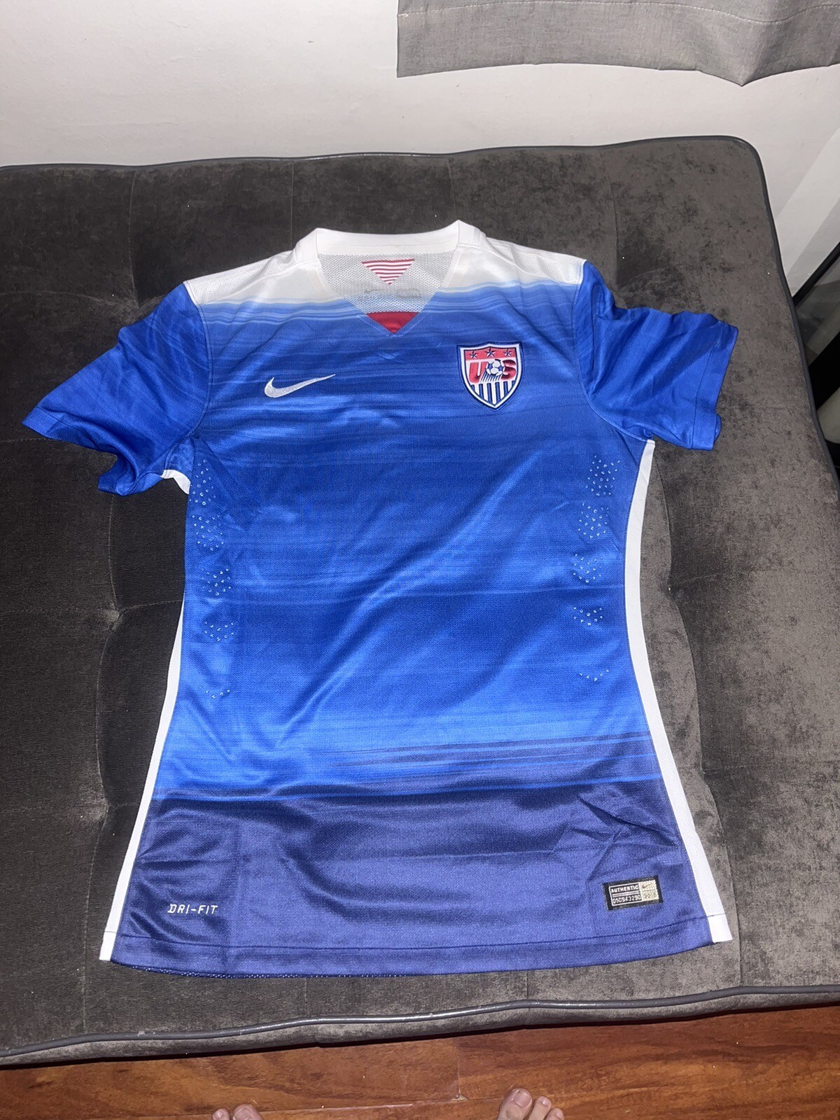 NIKE USMNT USA MENS SOCCER NATIONAL 2015 AWAY PLAYER ISSUED JERSEY M