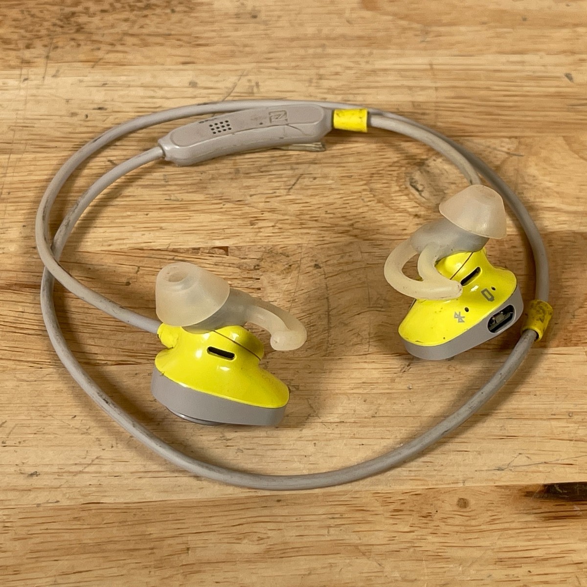 BOSE◆イヤホン/AI1 IC3232A-A11 BOSE Soundsport A11 IC 3232A-AI1 Bluetooth Wireless