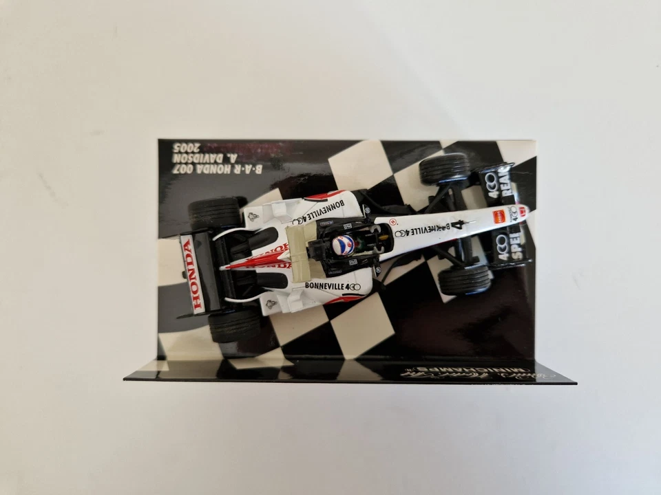 Minichamps 1/43 BAR Honda 007 A. Davidson - GP Italia 2005 (Bonneville 400) - Immagine 3 di 4