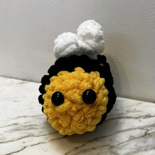 Handmade Crochet Bee Plush Small Stuffed Animal Toy for Ages 3-4 Years, 6 inch