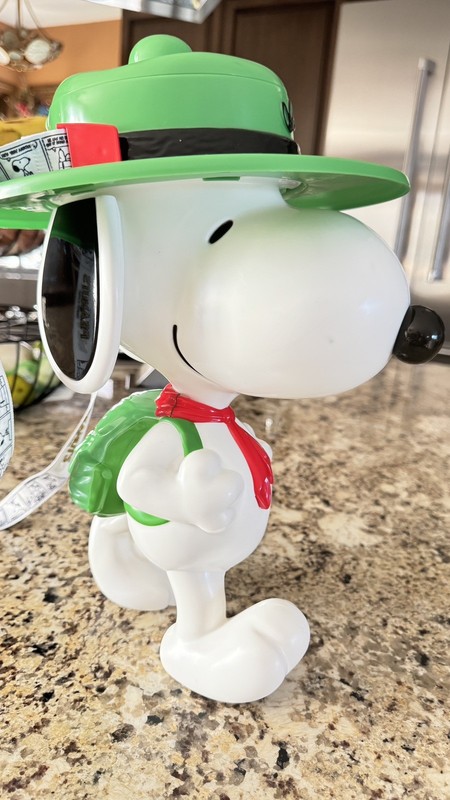 Knotts Berry Farm Peanuts Snoopy Beagle Ranger Scout Popcorn Bucket LIMITED