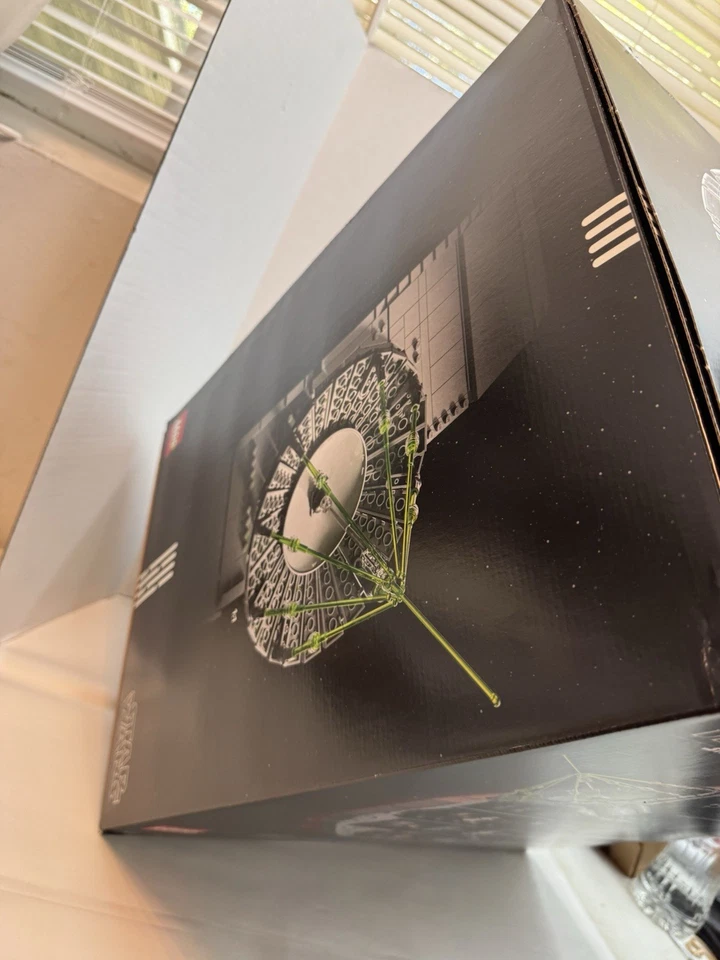 LEGO Star Wars 75419 UCS Death Star Ultimate Collector Series 2025 BOX ONLY - Image 4 of 4