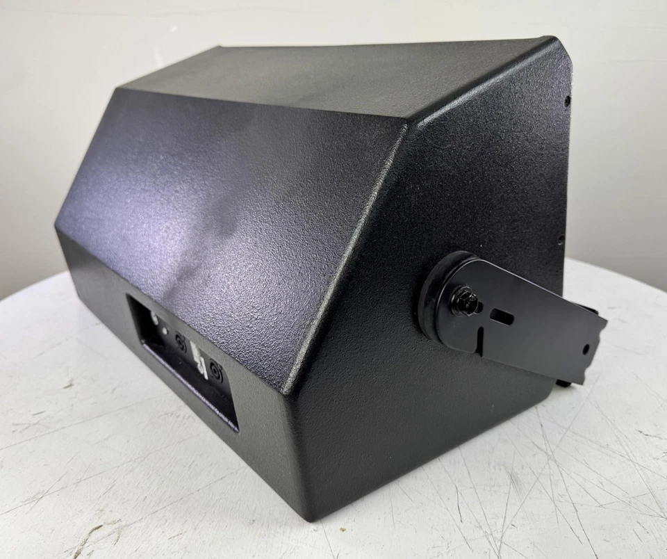 Renkus-Heinz TRX121/9 500 Watt 8 Ohm Speaker with Mount - Image 3 of 4