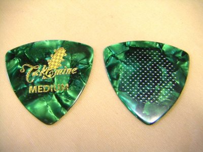 TAKAMINE Japan Gitarren-Plektrum 5 Stück grün P1G-M Medium mit Klampe