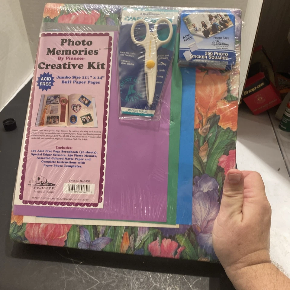 NIP Photo Memories by Pioneer Creative Kit scrapbook photo album w/ accesso KV - Image 2 of 4