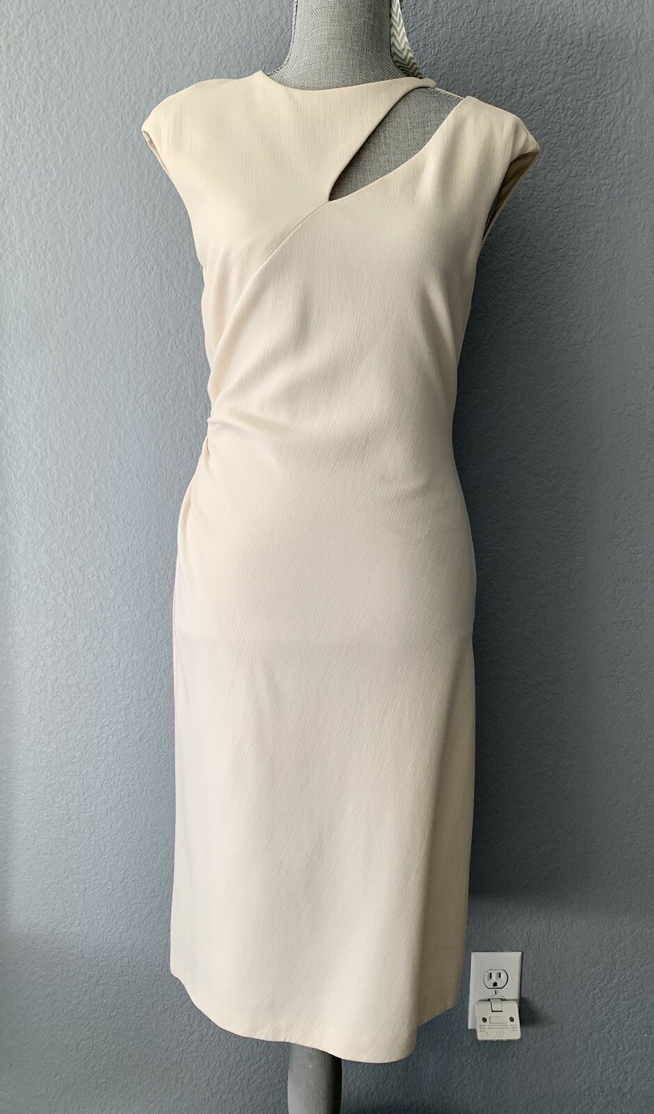 Picture 1 of 12