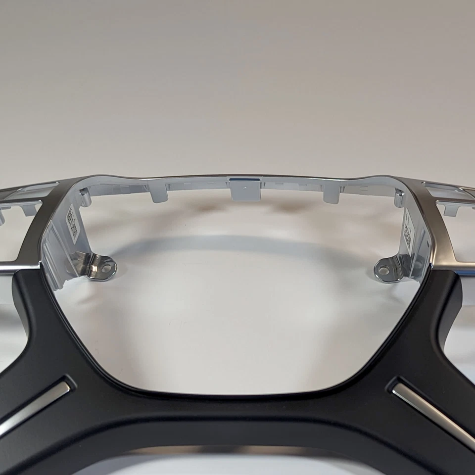 Genuine Mercedes Benz GLE400 16-19 Steering Wheel Cover Trim 09946405139107 GLE - Image 2 of 4