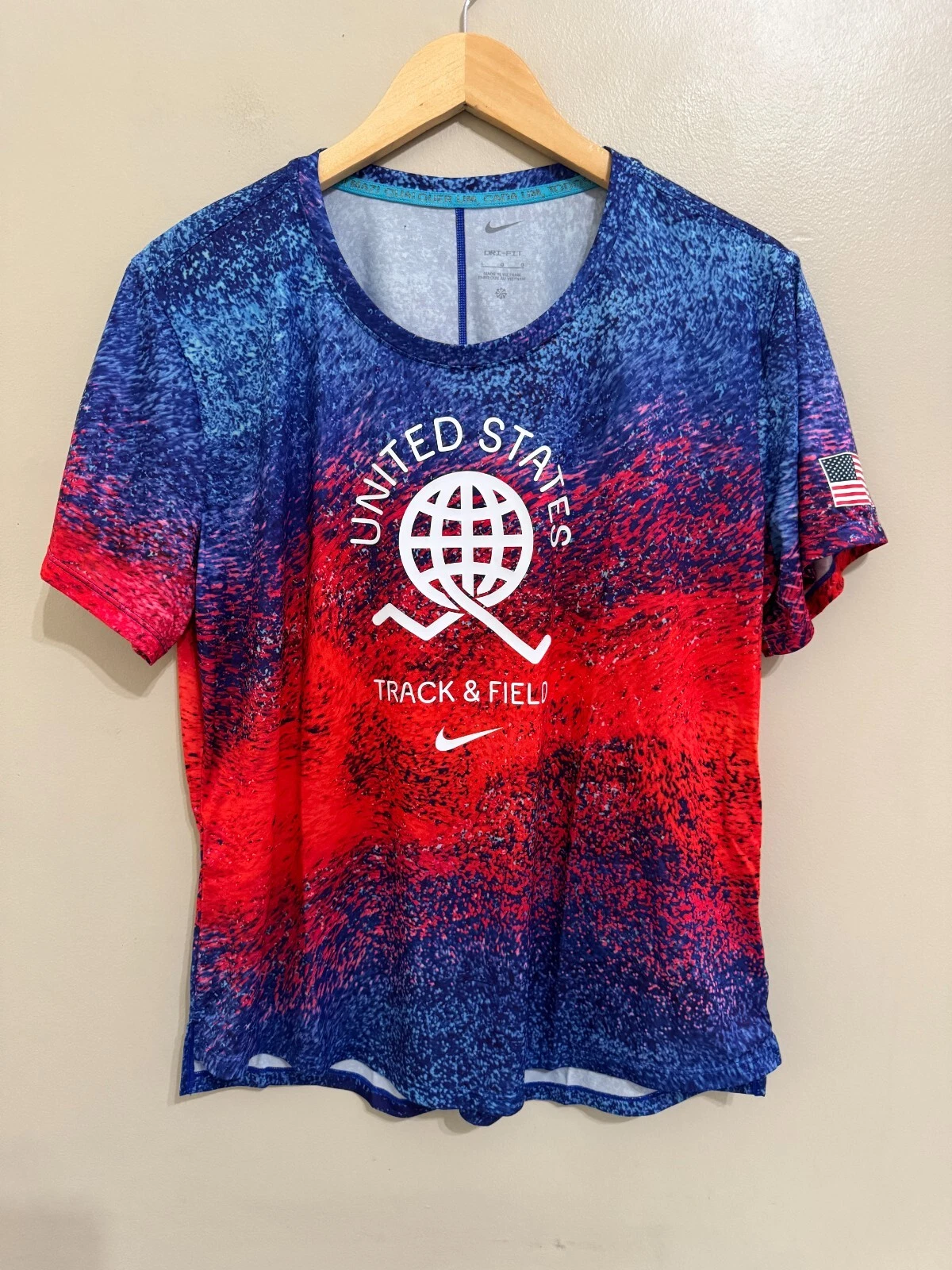 Nike Olympics Team USA Track & Field Dri-FIT Running Shirt Women’s L FJ3432-635