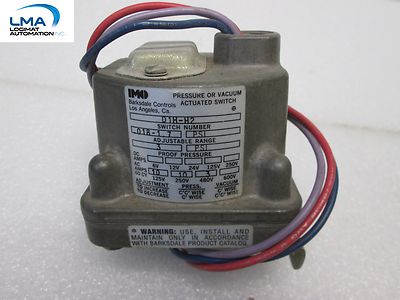 BARKSDALE D1H-H2 PRESSURE OR VACUUM ACTUATED SWITCH 0.018 - 1.7 PSI 10A 480V