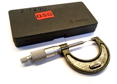 Mitutoyo 112-153 Iron Gauge Screw 0-25mm 0.01mm Micrometer 0-25/0.01 CPM15-25