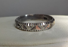 925 STERLING SILVER DIAMOND CUT BAND SIZE 5.5 AND 1/8" W AND WT IS 1.63 GMS