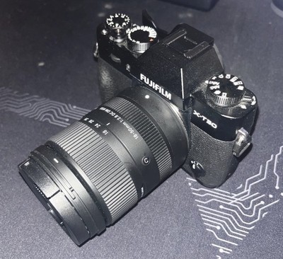 Fujifilm x-t30 ii BLACK Body KIT USED TWICE With Sigma 18-50mm F/2.8
