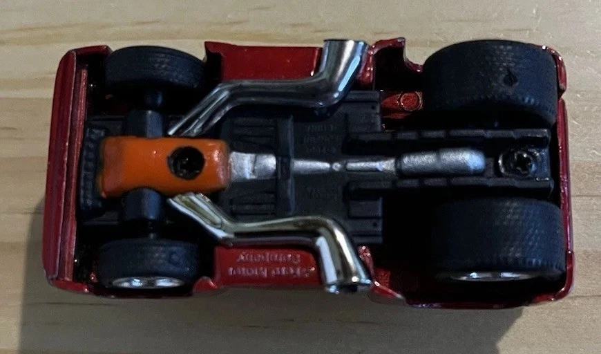 Funline 2001 Muscle Machines Rubber Tires Die-Cast Red Toned Truck - Image 4 of 4