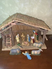 Vintage Nativity Set with 11 Hard Plastic Figurines Crèche manger Hong Kong