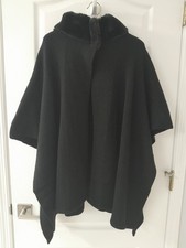 NWT Womens Soft Shrug/Pancho Pull Over Very Soft Material