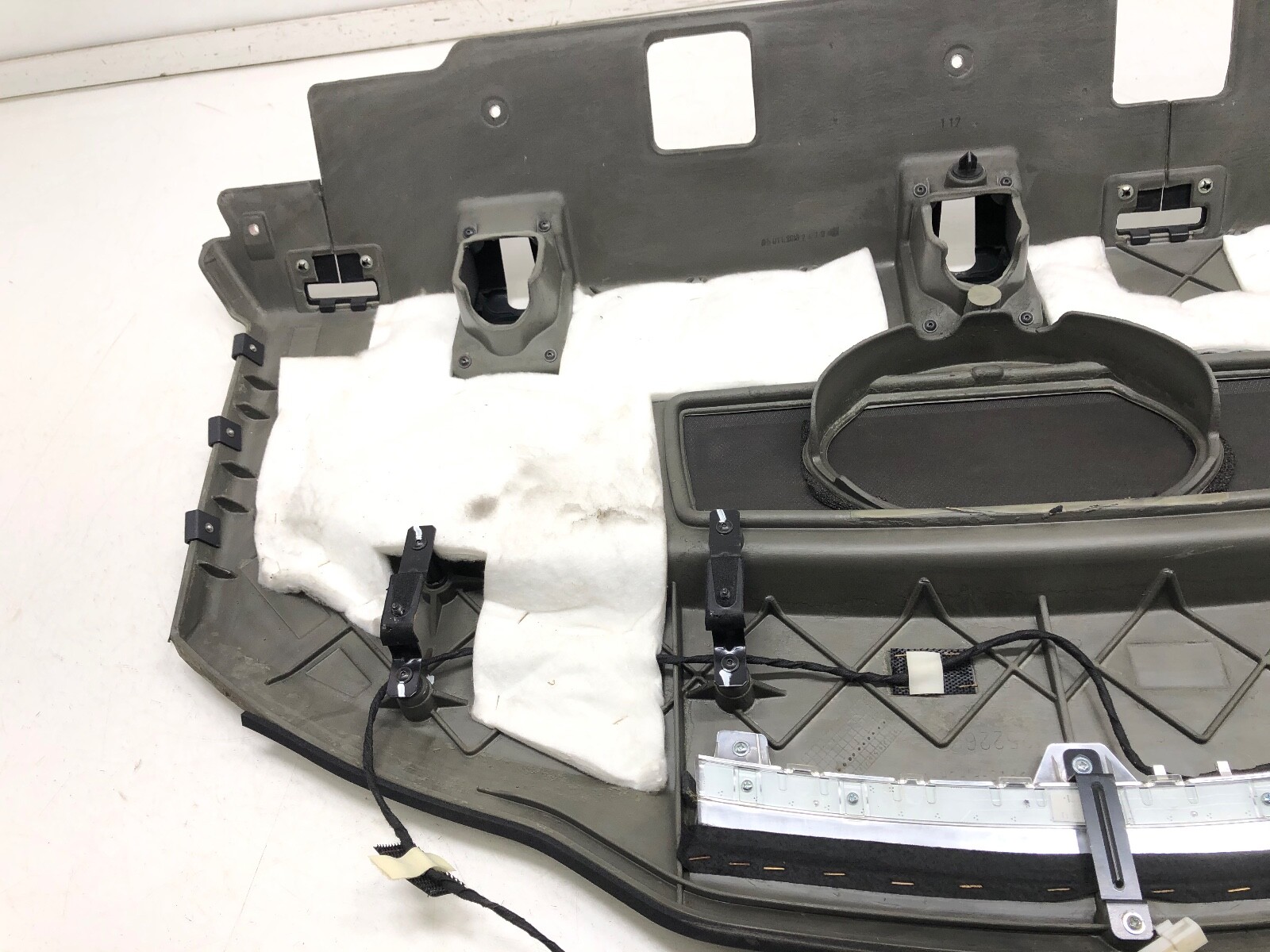 2014-2017 MASERATI GHIBLI REAR PARCEL SHELF TRIM PANEL W/ 3RD BRAKE LIGHT OEM.