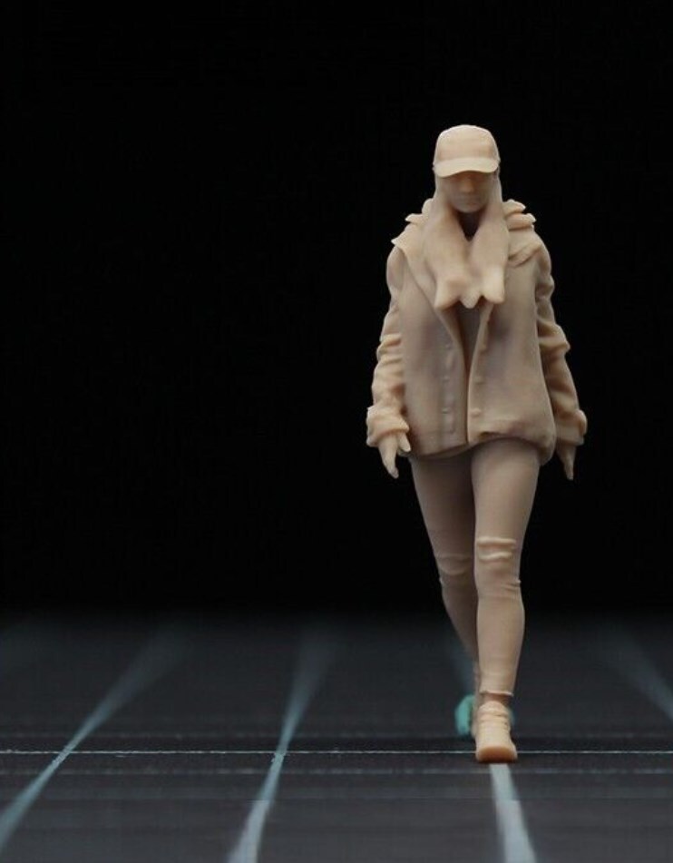 1/43 Scale Miniature Figure Doll for Car Models Toy Gift Girl Scene Props
