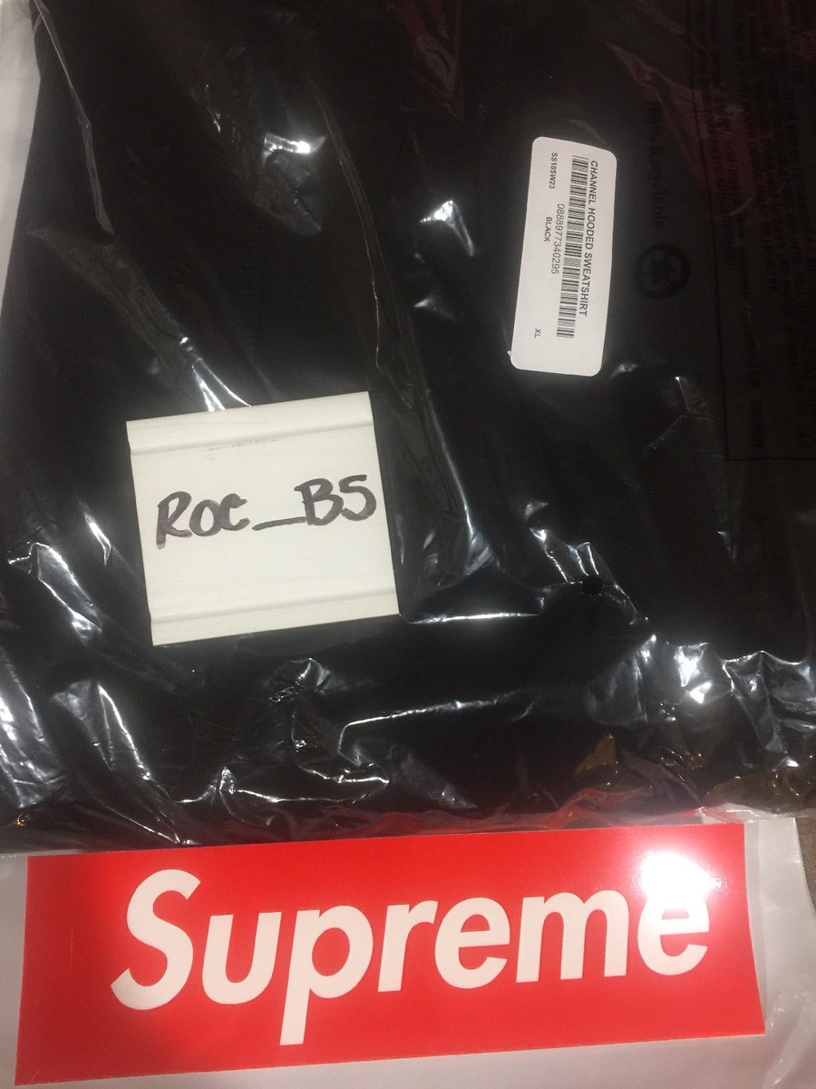 SUPREME SS18 CHANNEL HOODED SWEATSHIRT BLACK- XL | eBay