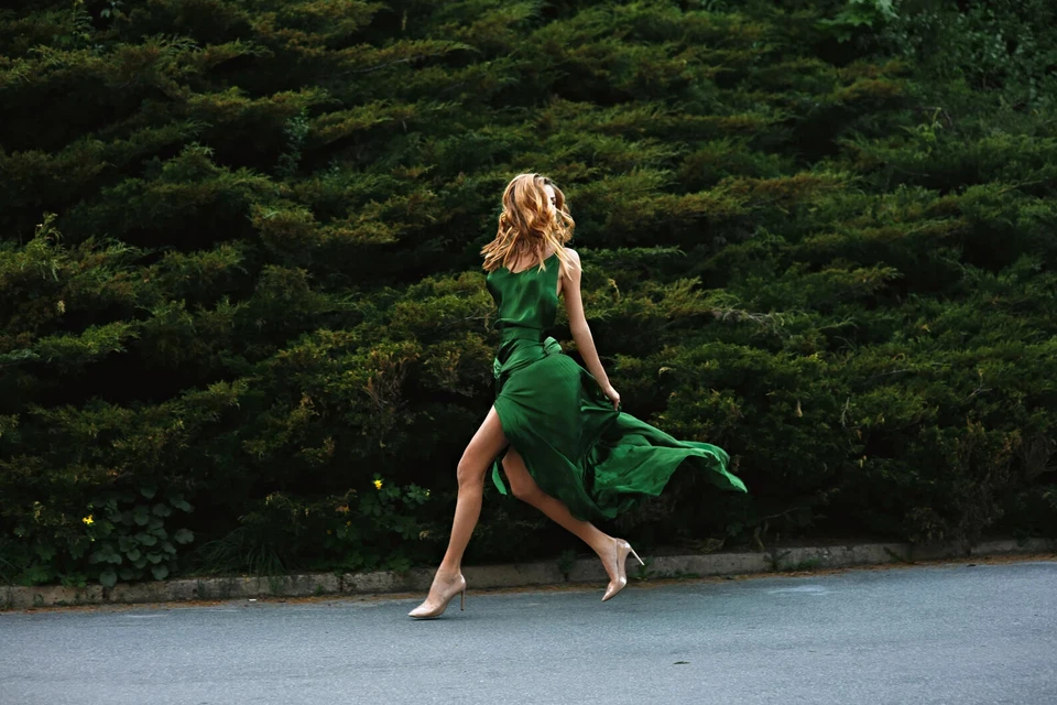 Maxi Vestido Verde Expiación Cecilia Largo Sin Espalda Vestido de Dama de honor Vestido de Noche Foto 4 de 4